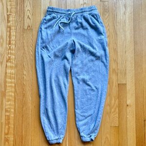 The North Face Women’s Joggers Sweatpants Small Light Gray Solid